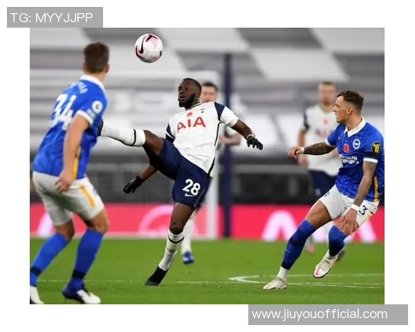 国王杯精彩对决里昂轻取热刺乌龙球成比赛转折点