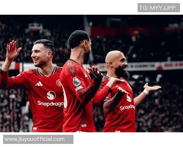 欧冠经典对决皇马逆转曼联全场沸腾转会传闻再起波澜