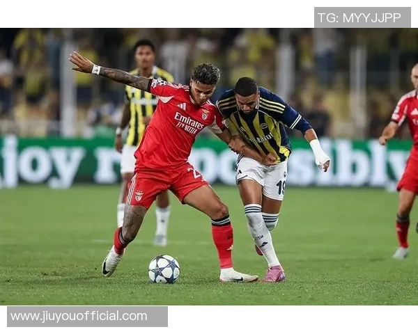 英超激战:本菲卡与国米战平0比0逆转时刻引发全场沸腾