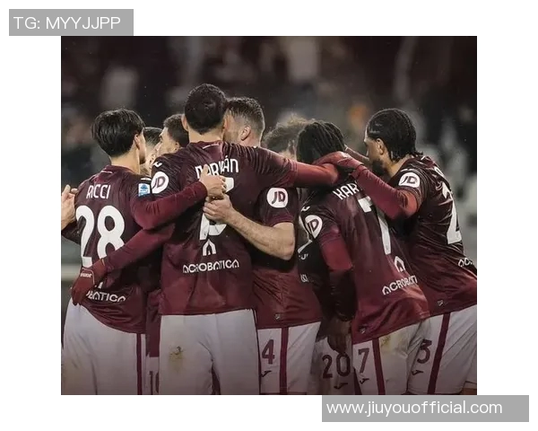 意甲精彩对决那不勒斯逆转AC米兰乌龙球成比赛转折点引发转会热议